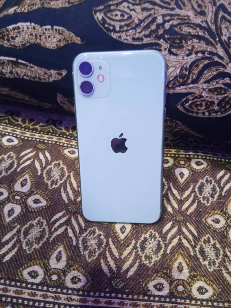 Apple iPhone 11 0