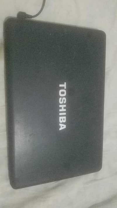 Toshiba Satellite C660 core i3 4GB ram