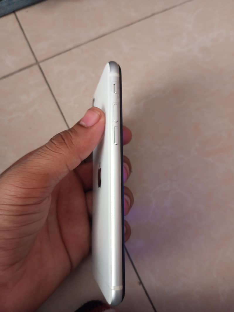 Apple iPhone SE 1