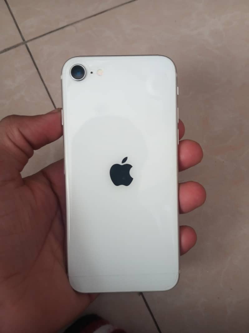 Apple iPhone SE 3