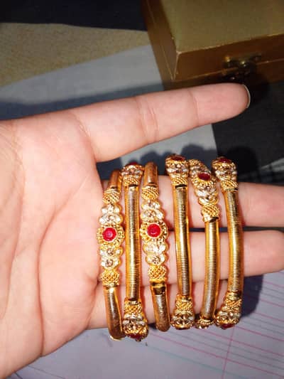 6 churiya
