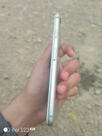 Apple iPhone 6