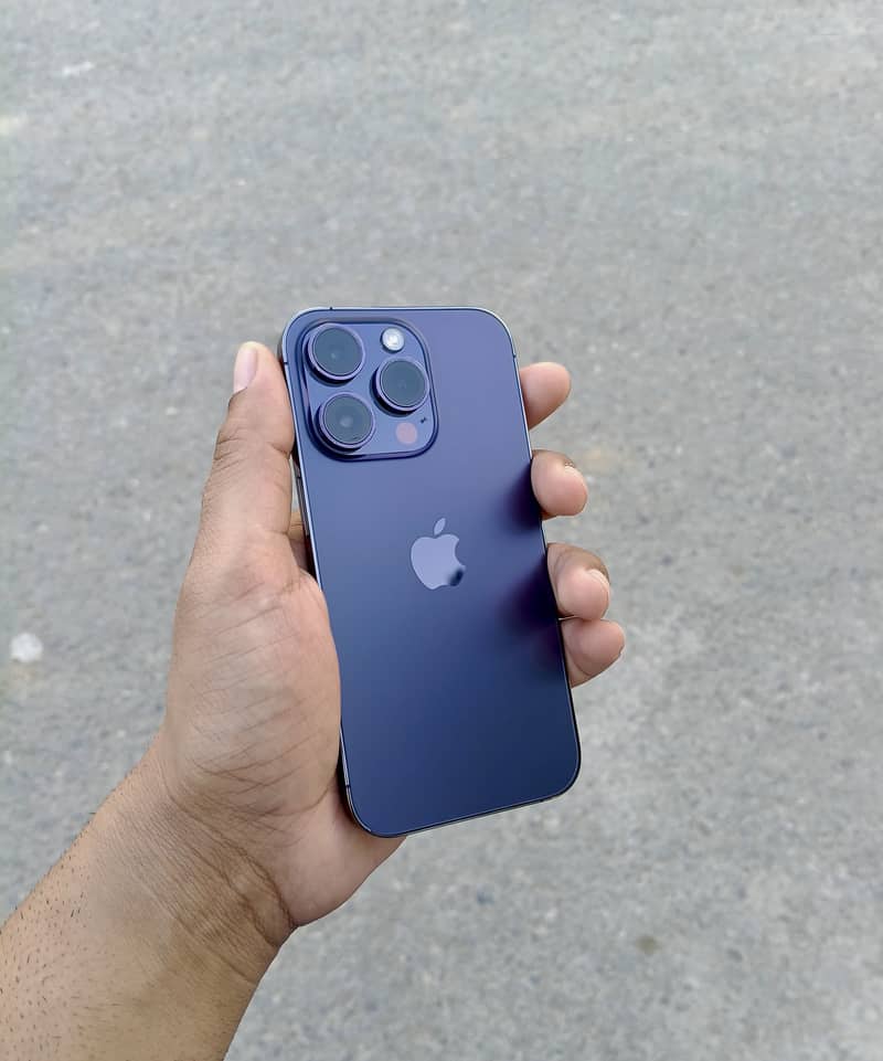 Apple iPhone 14 Pro 2