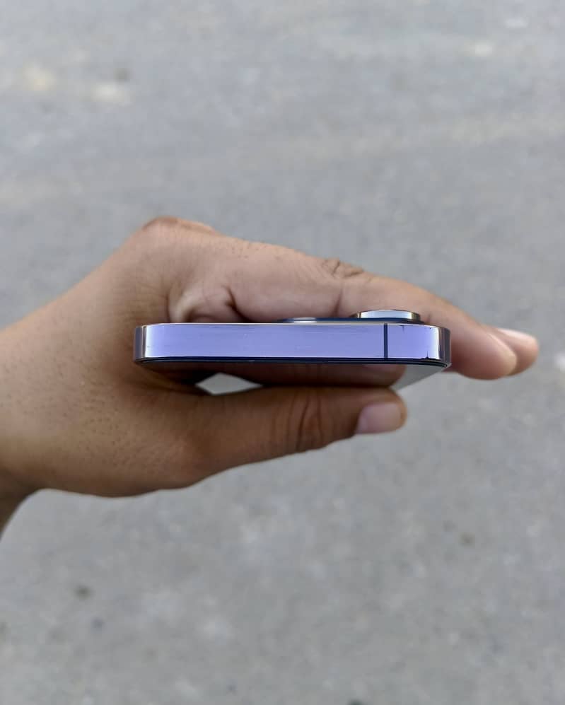 Apple iPhone 14 Pro 3
