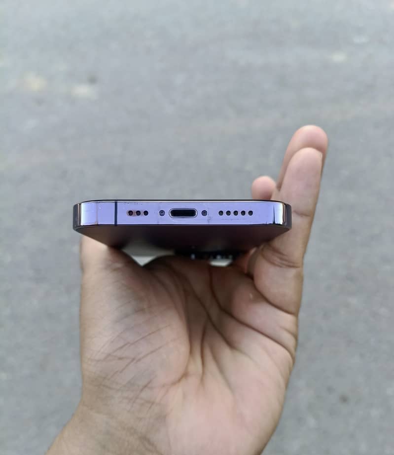 Apple iPhone 14 Pro 4