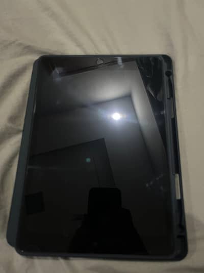 For Sale: iPad 9th Gen * 64 GB Storage * Excelle