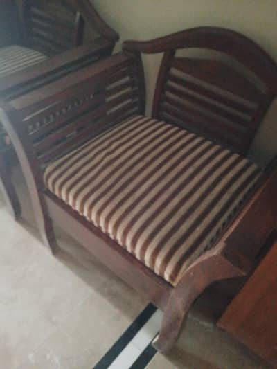 ak wooden sofa set ache condition m ha