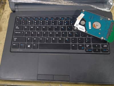 Dell laptop 4gb ram 160 storage hea all ok