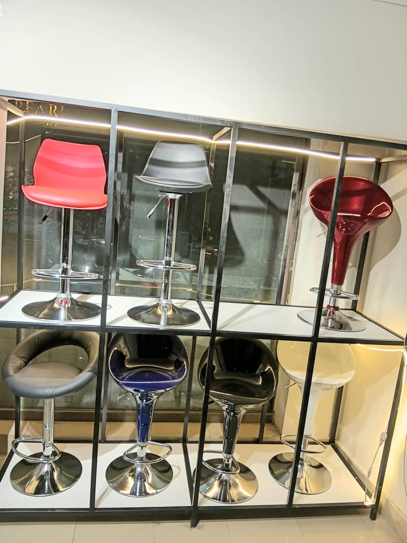 Bar/Cafe Stools 14