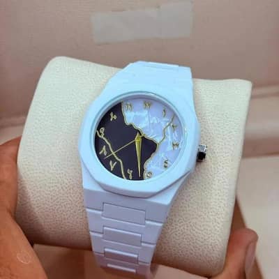 Luxury White Men's Wrist Watch Premium Analog Watch – White & Gold