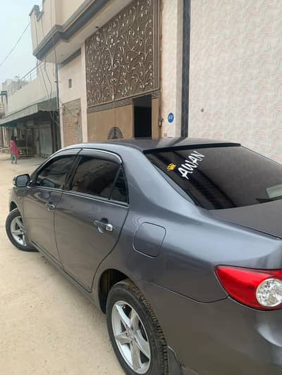 Toyota Corolla GLI 2011