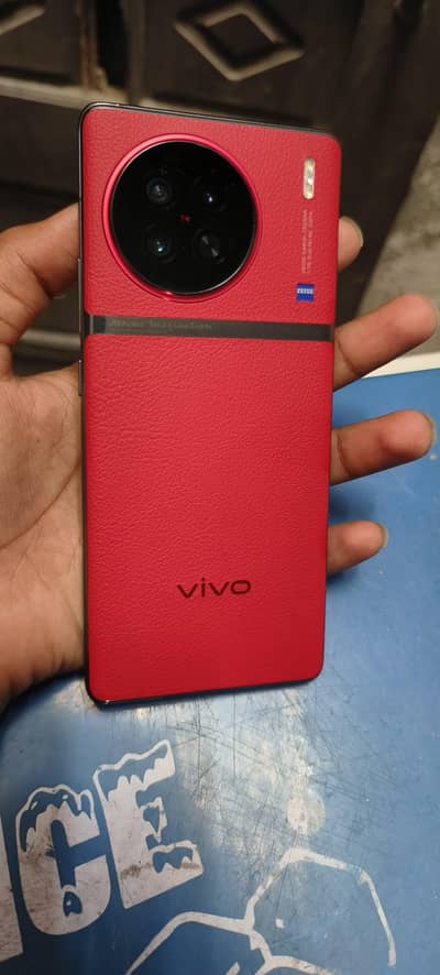 Vivo X90s 8/256GB Non-pta 10/10 condition.