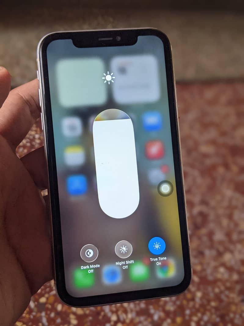 Apple iPhone 11 3