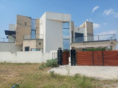Very Beautiful Location Near Head Office Bahira Phase 8