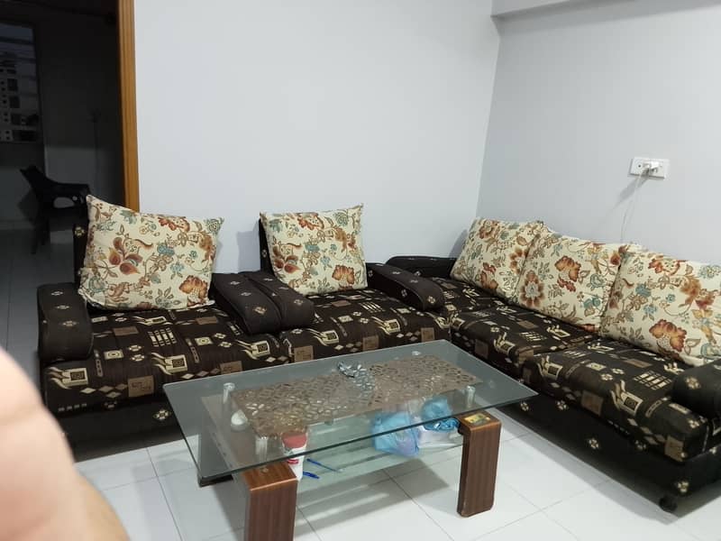 sell sofa set 1