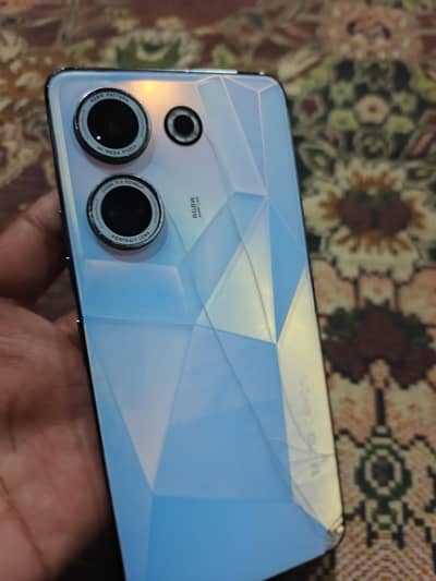 Tecno CAMON 20