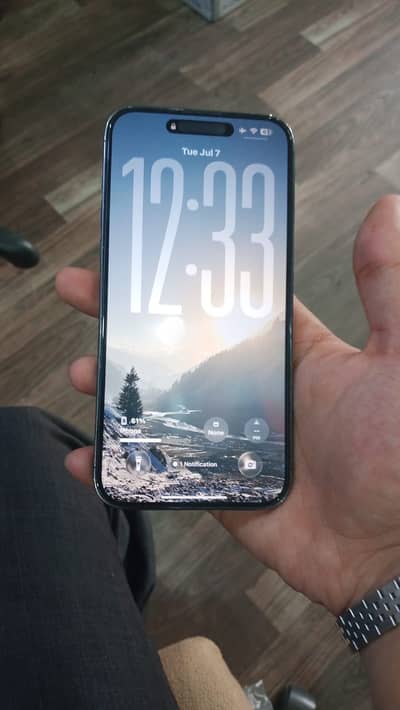 Iphone 14 pro max 512gb with box 90 health back crack