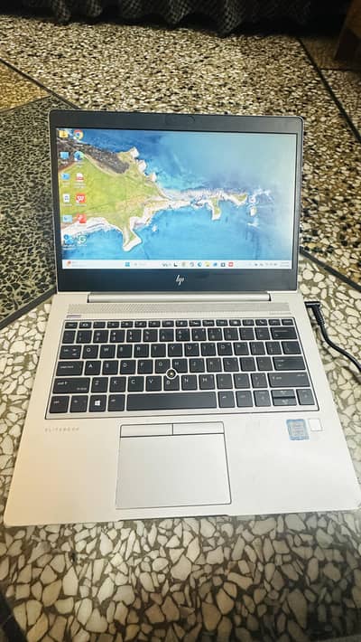 HP 830 G5 16/256