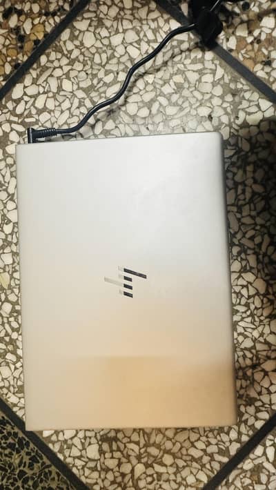 HP 830 G5 16/256