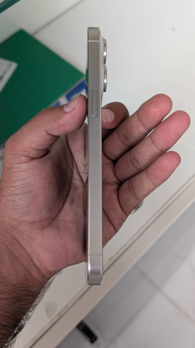 iphone 15pro max 3