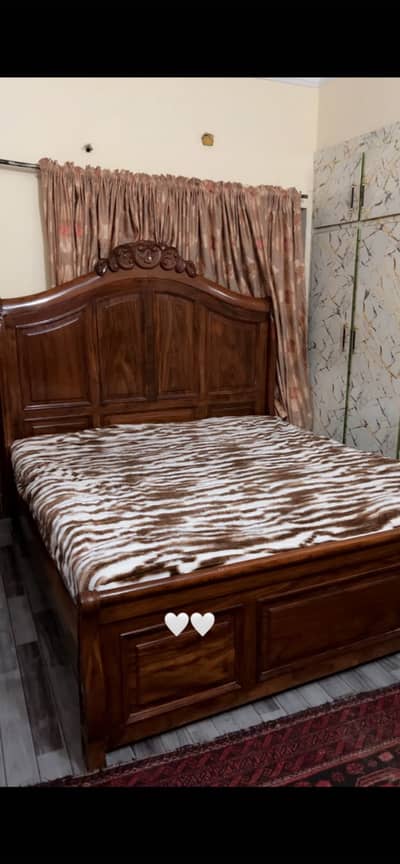 Heavy Solid Sheesham King Size Bed for Sale