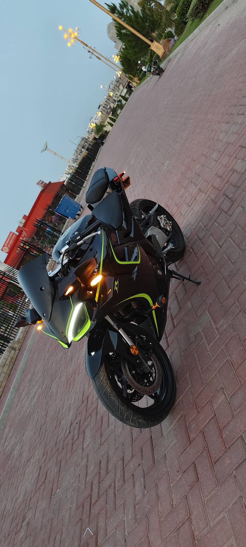 400cc 1