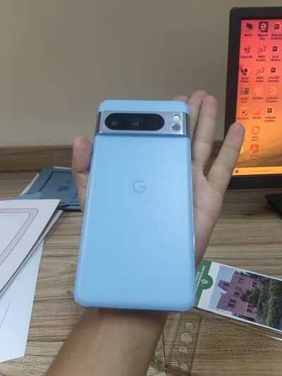 Google Pixel 8 Pro