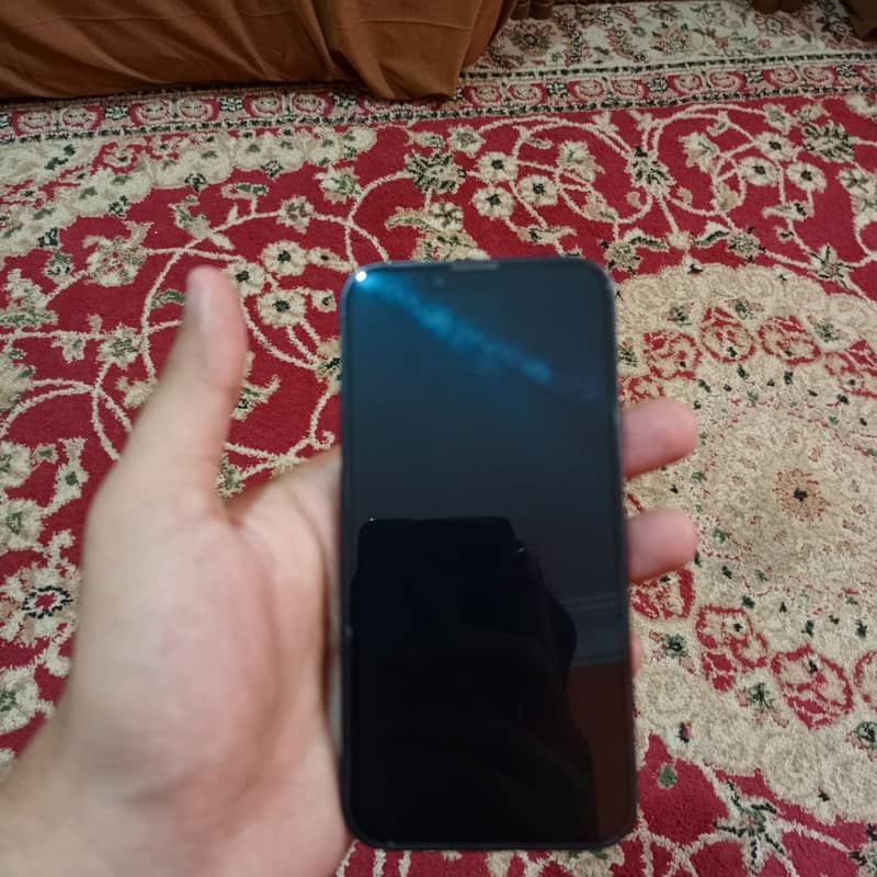 iPhone 14 3