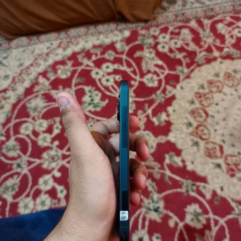 iPhone 14 5