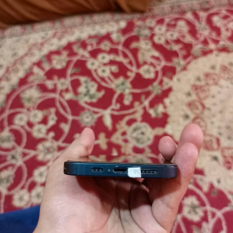 iPhone 14 7