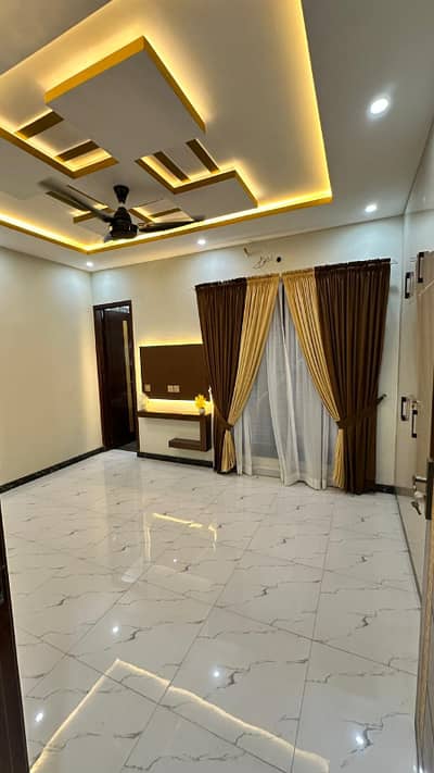 5 Marla Brand New Upper Portion for Rent in Park View City Lahore