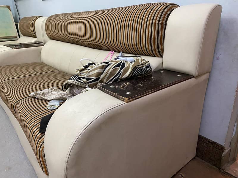 Sofa sets 4