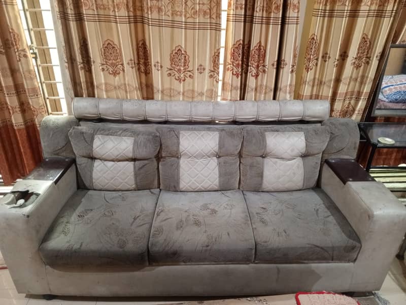Sofa sets 5