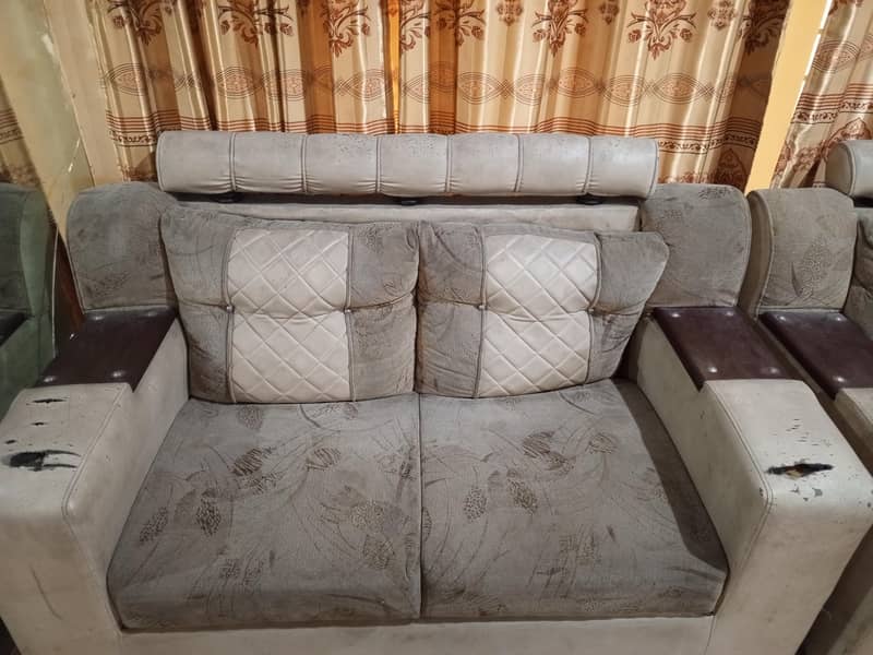 Sofa sets 7