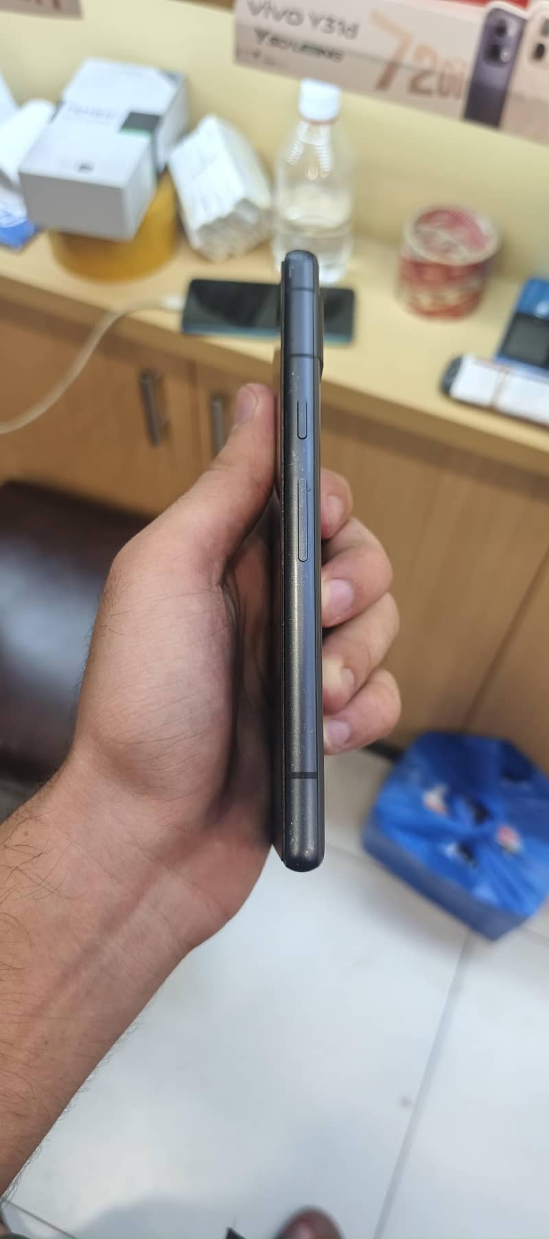 Google Pixel 7a 3
