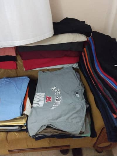 Tshirts/Shorts/Trousers/Three Quarters/Polos/Clothes - Export Quality