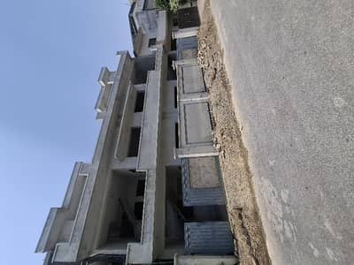 10 Marla Grey Structure with Basement ( 5 Marla Sepration Possible)