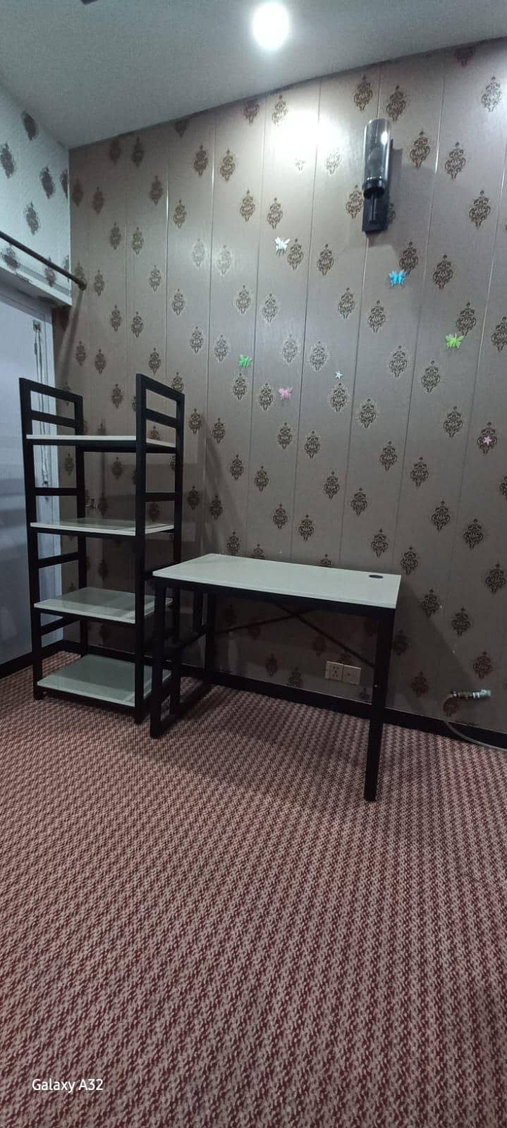 Computer table with rack 3