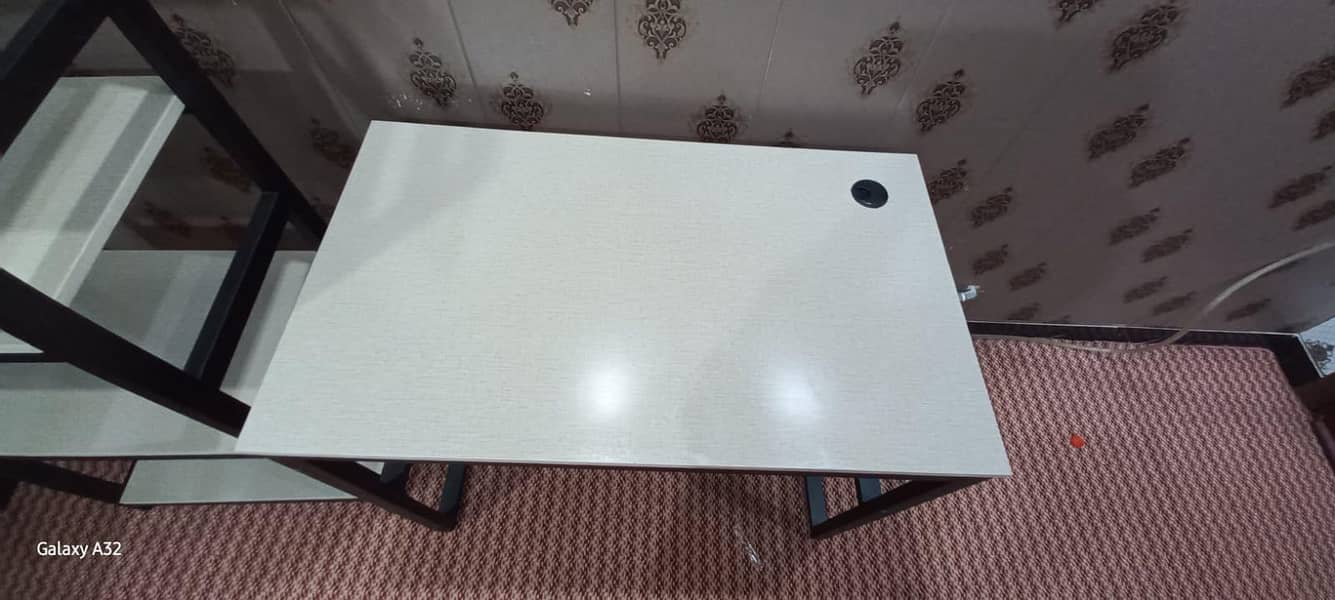 Computer table with rack 5