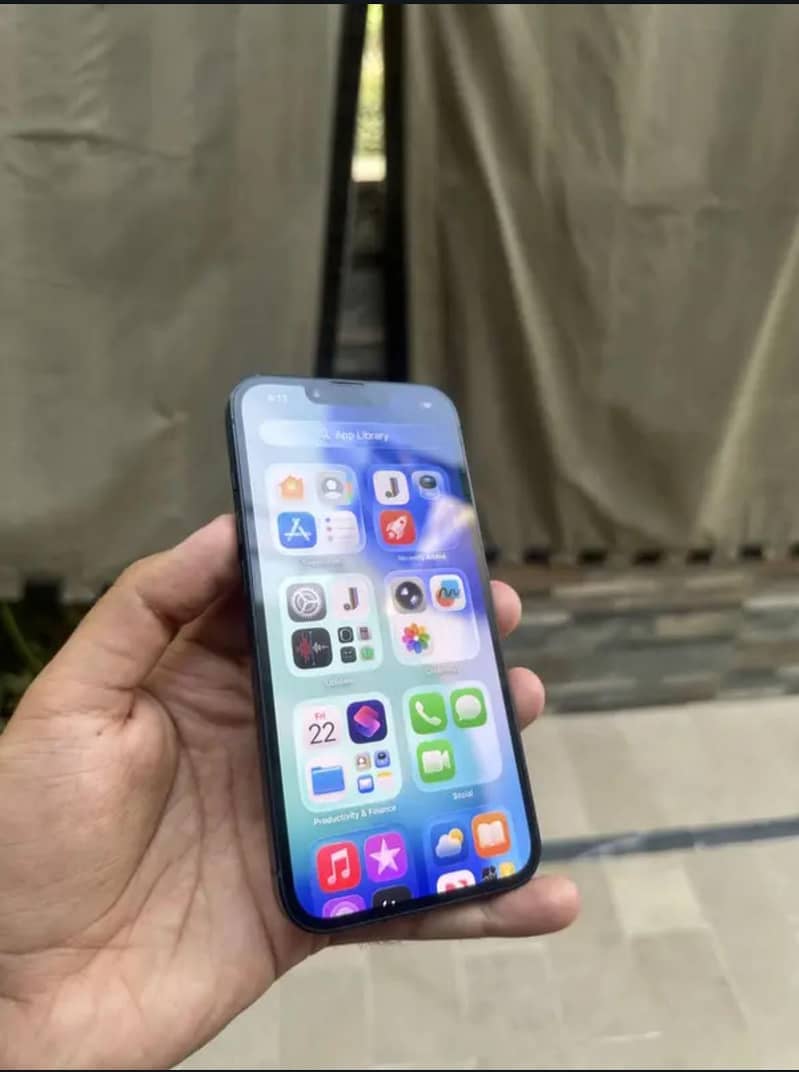 Apple iPhone 14 2