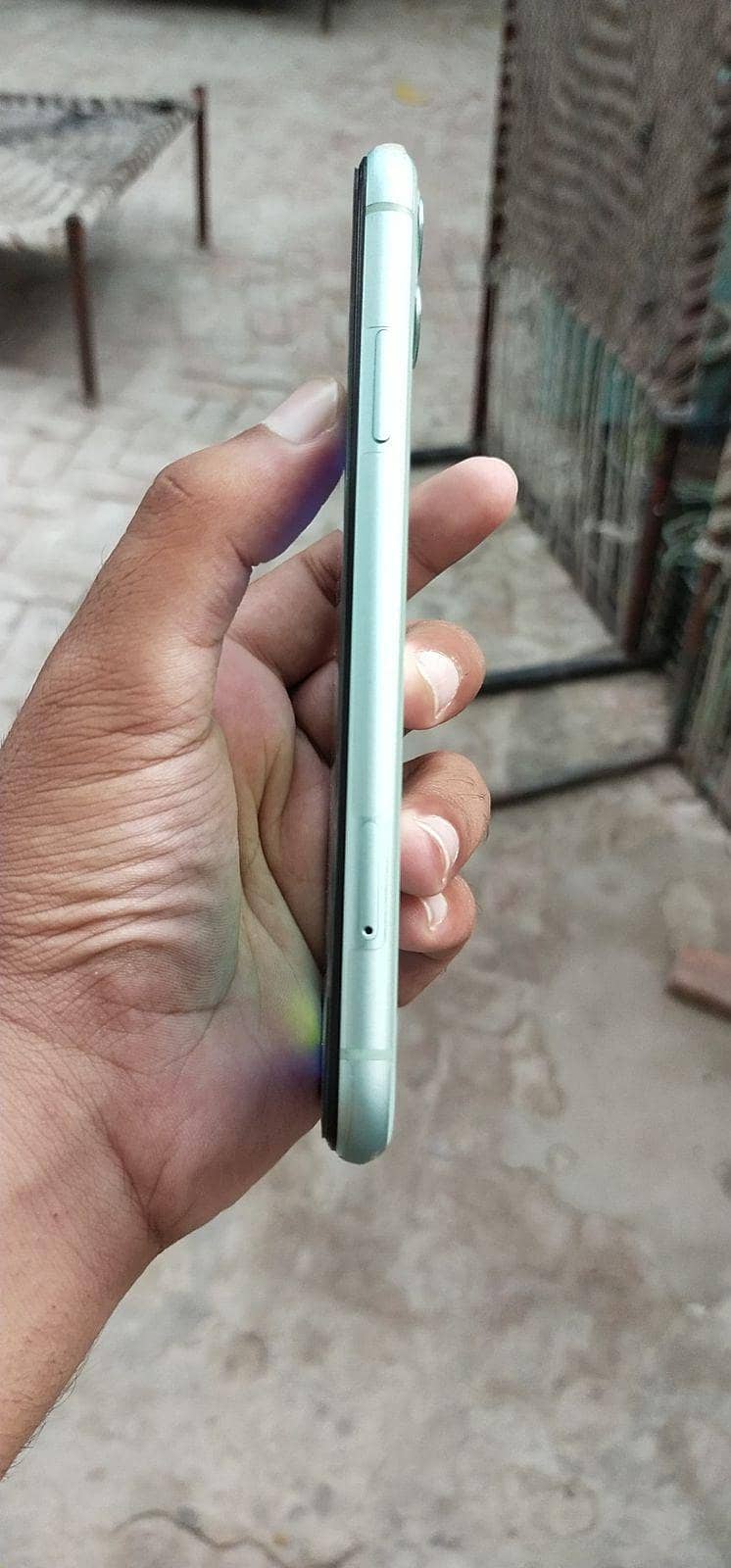 Apple iPhone 11 3