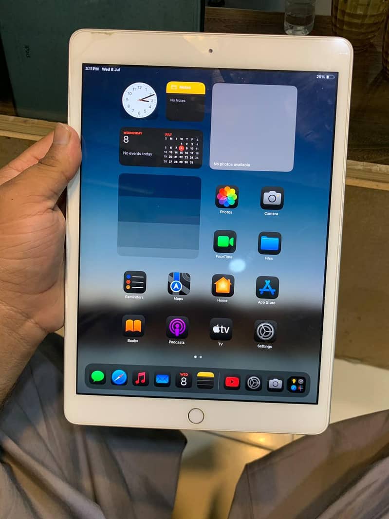 iPad 7 3