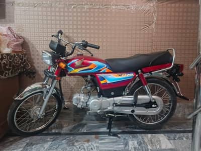03137083234 Honda CD70 Brand New. .