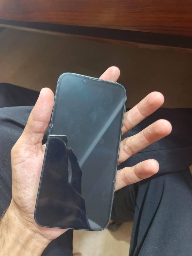 iPhone 13 1
