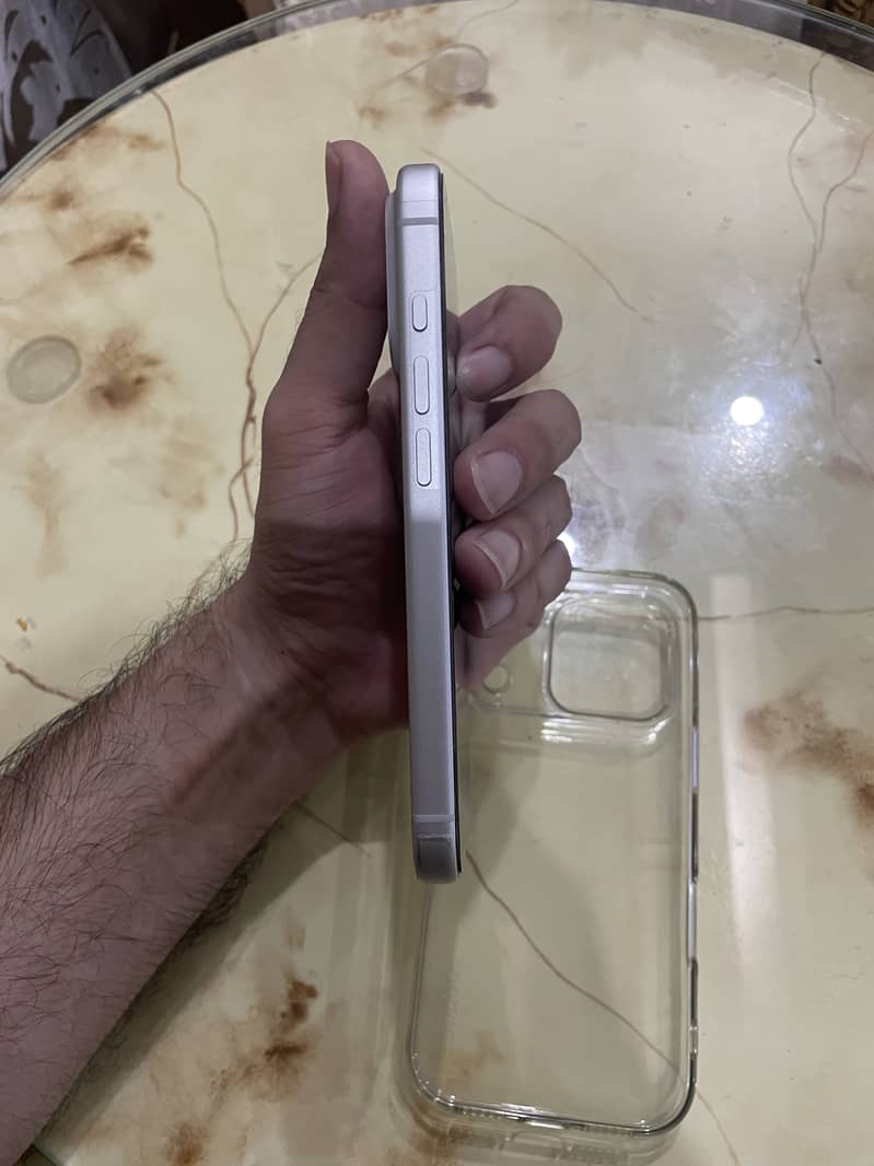 Apple iPhone 17 Pro with sim time 1