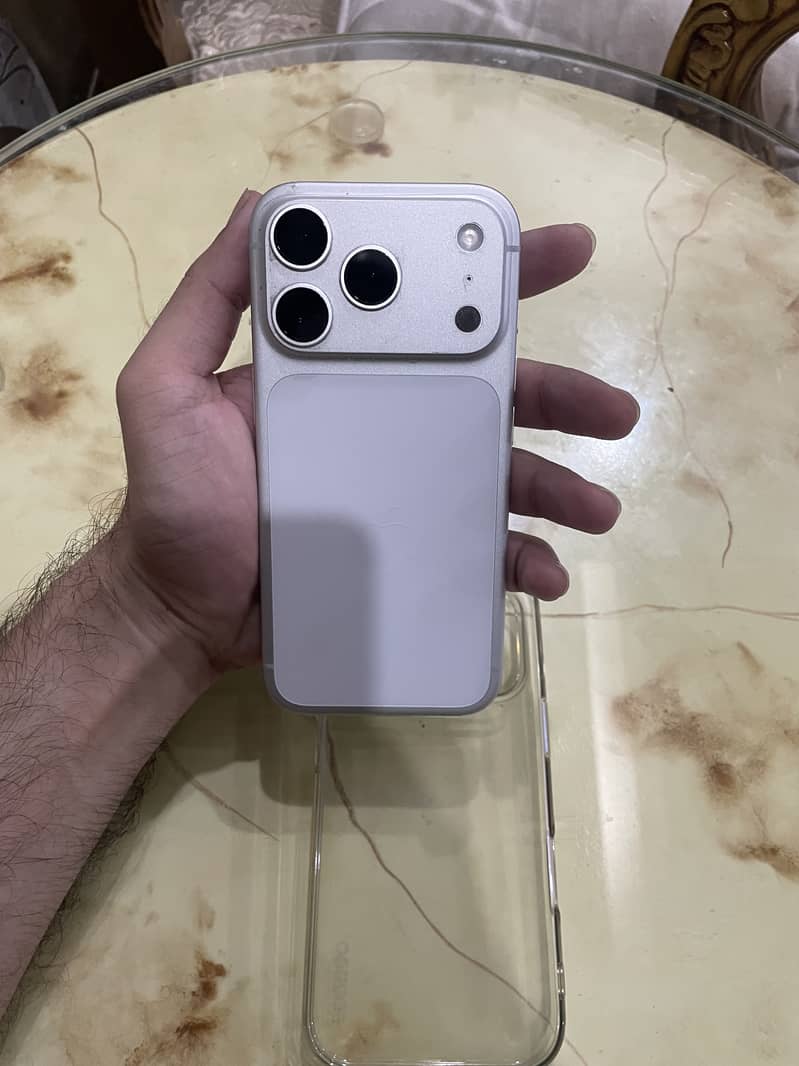 Apple iPhone 17 Pro with sim time 4