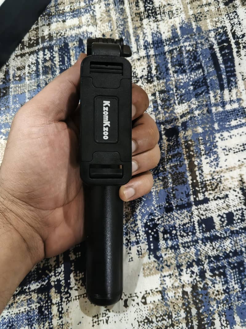 camera stick 2