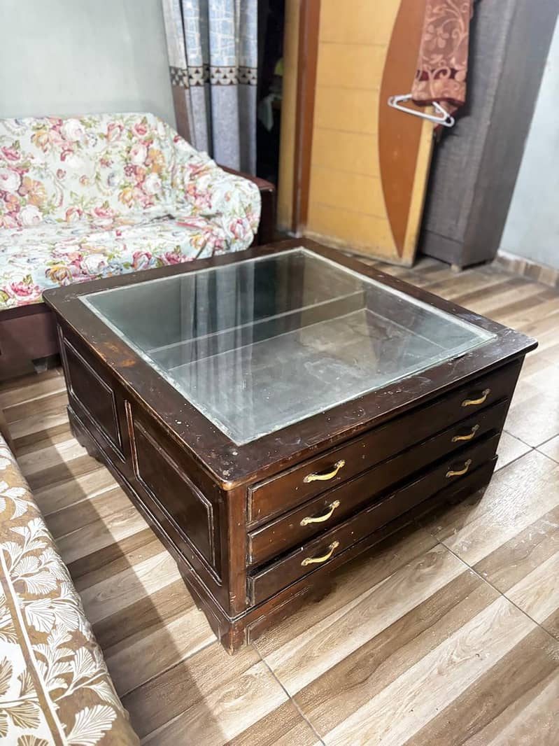 Center Table 4