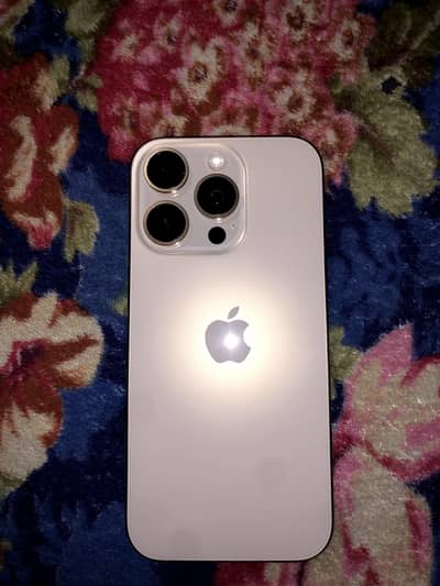 Apple iPhone 16 Pro