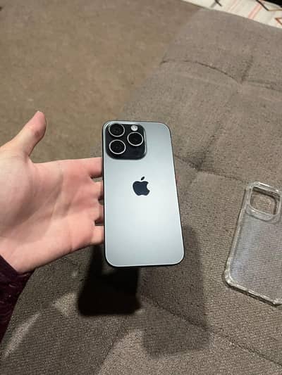 Apple iPhone 15 Pro factory unlock esim